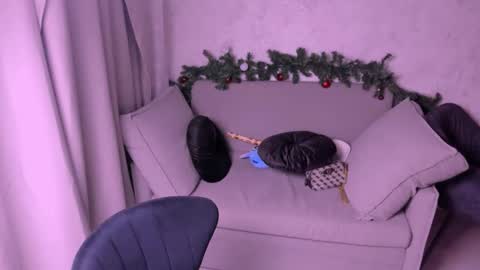 Kira online show from December 2024 11:03:01 PM