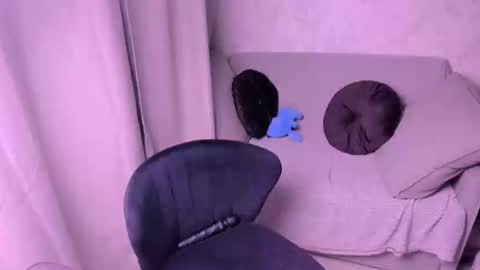 Kira online show from January 2025 10:13:02 PM