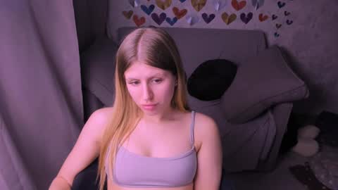 Kira online show from February 2025 11:36:01 PM