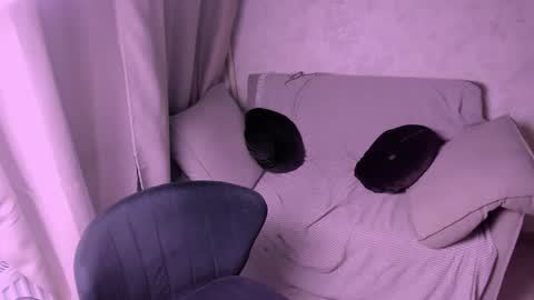 Kira online show from March 2025 07:05:02 PM