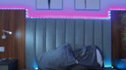 Risha online show from January 2025 03:08:01 AM