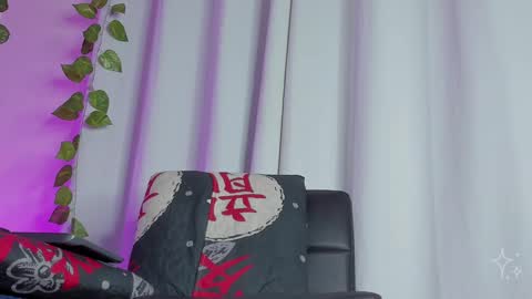   online show from February 2025 10:31:01 PM