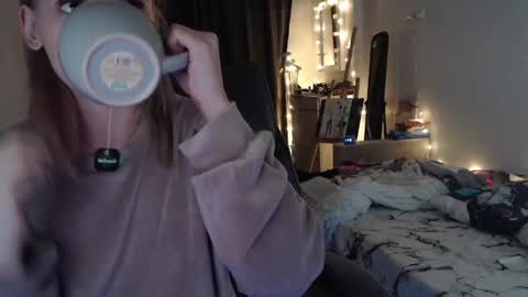 Kisi online show from February 2025 12:10:01 AM