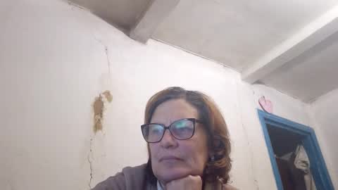 kissandvibe online show from February 2026 08:39:01 PM