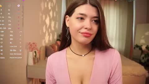 Lola online show from July 2026 10:18:01 AM