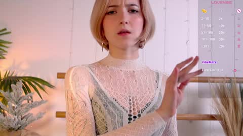 Kate  online show from December 2024 05:22:02 PM