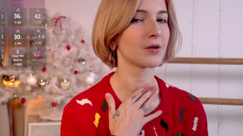 Kate  online show from December 2024 01:39:01 PM