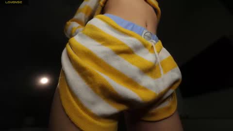 Snezhana online show from November 2025 02:39:02 PM