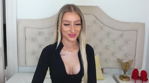 Natalie online show from December 2025 10:19:01 AM