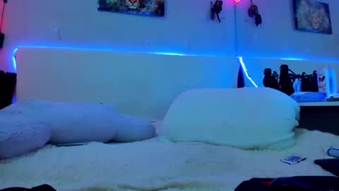 kat online show from December 2024 06:21:01 PM