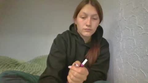 kiti_kitiss online show from October 2025 12:05:02 PM