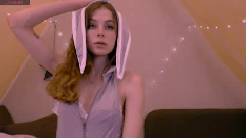 kitkatsweetspot online show from April 2026 09:41:02 PM