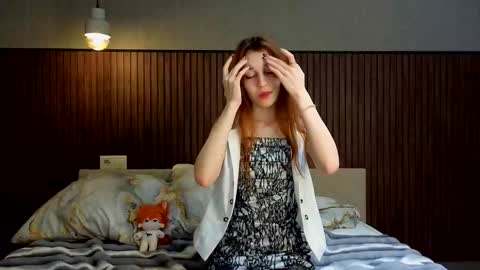 Snapshot of kitsun_ne chatting on October 2025 09:25:02 PM The sexy fox Kitsune online show from October 2025 09:25:02 PM