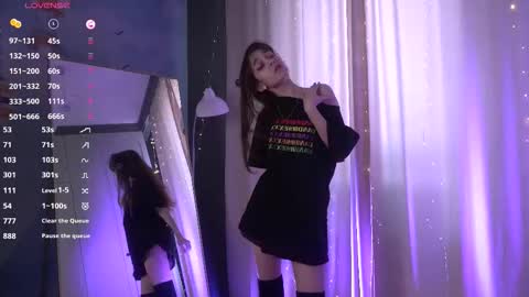 The sexy fox Kitsune online show from March 2026 08:31:01 AM