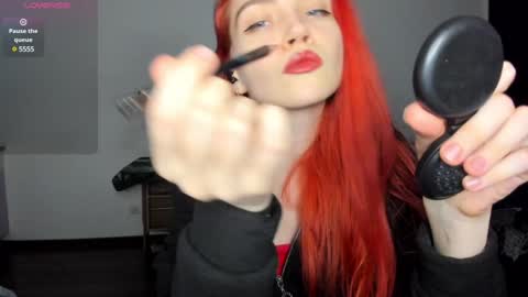 Snapshot of kitsunemoon chatting on December 2024 08:44:02 PM Kitsune online show from December 2024 08:44:02 PM