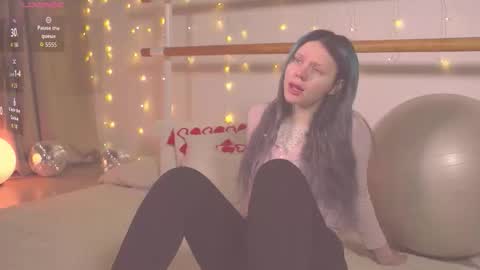 Snapshot of kitten_murray chatting on February 2026 06:13:01 AM barbara online show from February 2026 06:13:01 AM