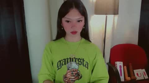 KITTY online show from November 2025 09:04:02 PM