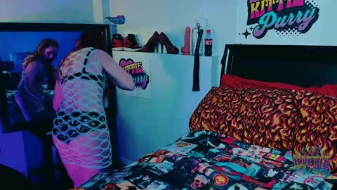 Kittie Purry online show from January 2025 04:58:02 AM