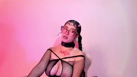 Snapshot of kitty__chs chatting on June 2026 11:22:02 PM kitty__chs online show from June 2026 11:22:02 PM