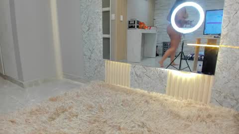 kitty__diamond_ online show from January 2025 01:26:01 AM