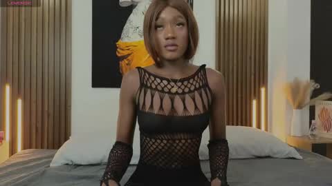 Kitty Bombon online show from November 2025 07:35:01 PM