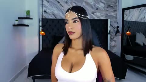Snapshot of kitty_collins_ chatting on June 2026 12:07:02 PM Kitty online show from June 2026 12:07:02 PM