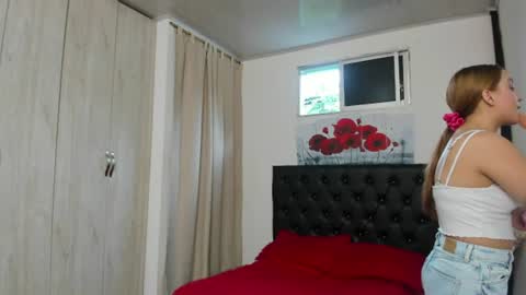 kitty_f00x online show from June 2026 08:11:01 PM