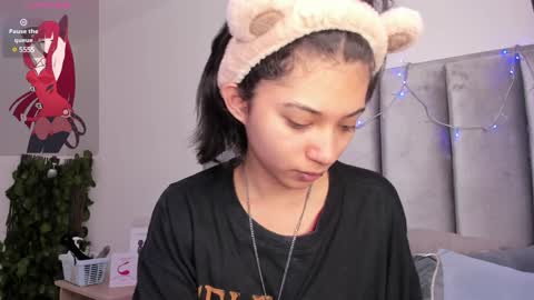 Camila online show from January 2025 02:28:02 AM