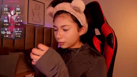 Camila online show from February 2025 02:30:01 AM