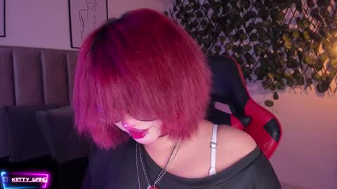 Camila online show from September 2025 02:13:02 AM