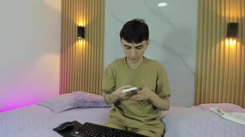 Snapshot of kitty_gill chatting on December 2024 02:38:02 PM kitty_gill online show from December 2024 02:38:02 PM