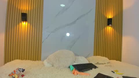 Snapshot of kitty_gill chatting on December 2024 05:40:01 PM kitty_gill online show from December 2024 05:40:01 PM