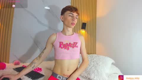 Snapshot of kitty_gill chatting on January 2025 11:17:01 AM kitty_gill online show from January 2025 11:17:01 AM