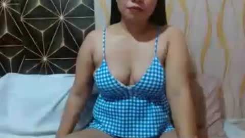 Snapshot of kitty_kheira chatting on June 2026 08:56:01 AM Kheira online show from June 2026 08:56:01 AM
