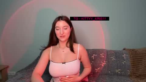 kitty_kristy1 online show from November 2025 11:38:02 PM