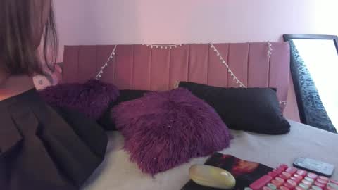 kitty_kryss online show from March 2026 06:23:01 PM