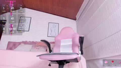 Kitty online show from December 2024 02:01:02 AM