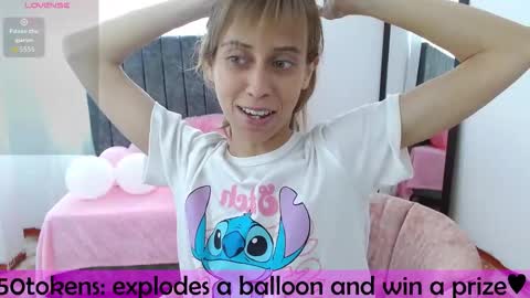 Aleja online show from September 2025 07:35:01 PM