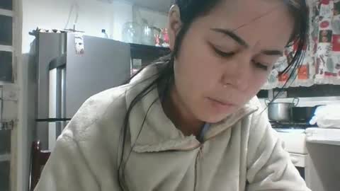 kitty_small69 online show from February 2026 03:14:02 AM