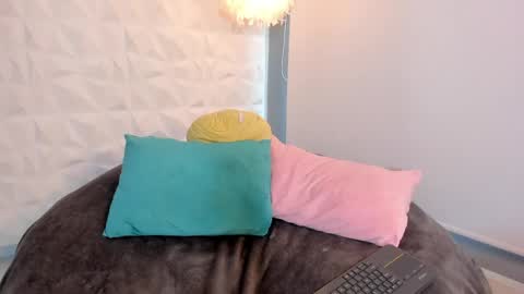 kitty online show from April 2026 01:03:02 PM