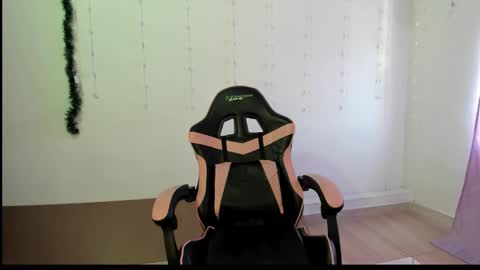 violet online show from January 2025 05:07:02 PM