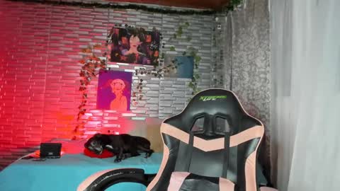 violet online show from November 2025 06:23:02 AM