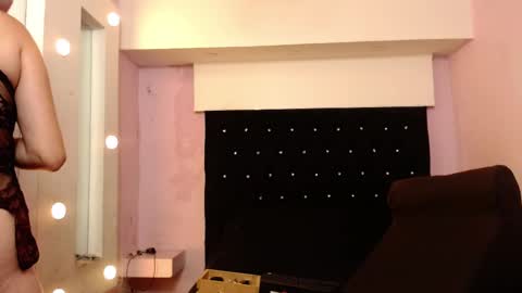 Snapshot of kittybonx chatting on February 2025 11:28:02 AM paola online show from February 2025 11:28:02 AM