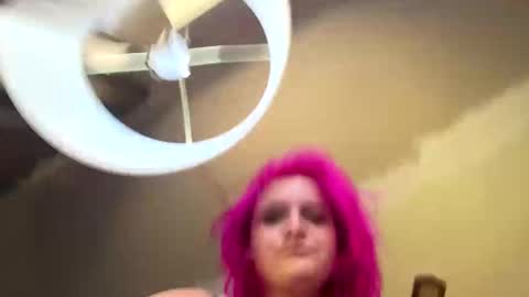 Snapshot of kittycat929709 chatting on January 2025 07:23:01 PM Drip maker online show from January 2025 07:23:01 PM