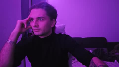 Eliz online show from November 2025 11:29:01 PM