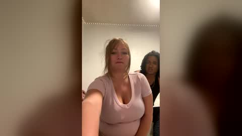 kittygiz online show from June 2026 04:02:02 AM