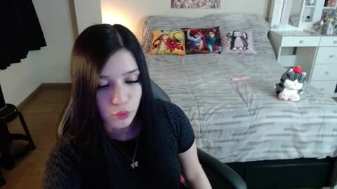 Isabel online show from October 2025 01:20:02 AM