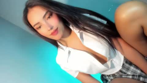 Snapshot of kittylickerfucker69 chatting on June 2026 06:18:02 AM Grace online show from June 2026 06:18:02 AM