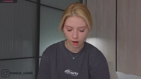 Snapshot of kittyloffe chatting on March 2025 04:10:01 AM Monika online show from March 2025 04:10:01 AM