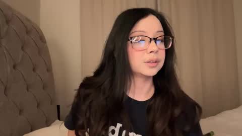 mia online show from January 2025 10:03:01 AM